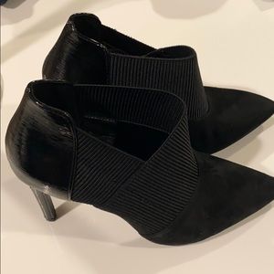 Brand new Nine West mixed material booties